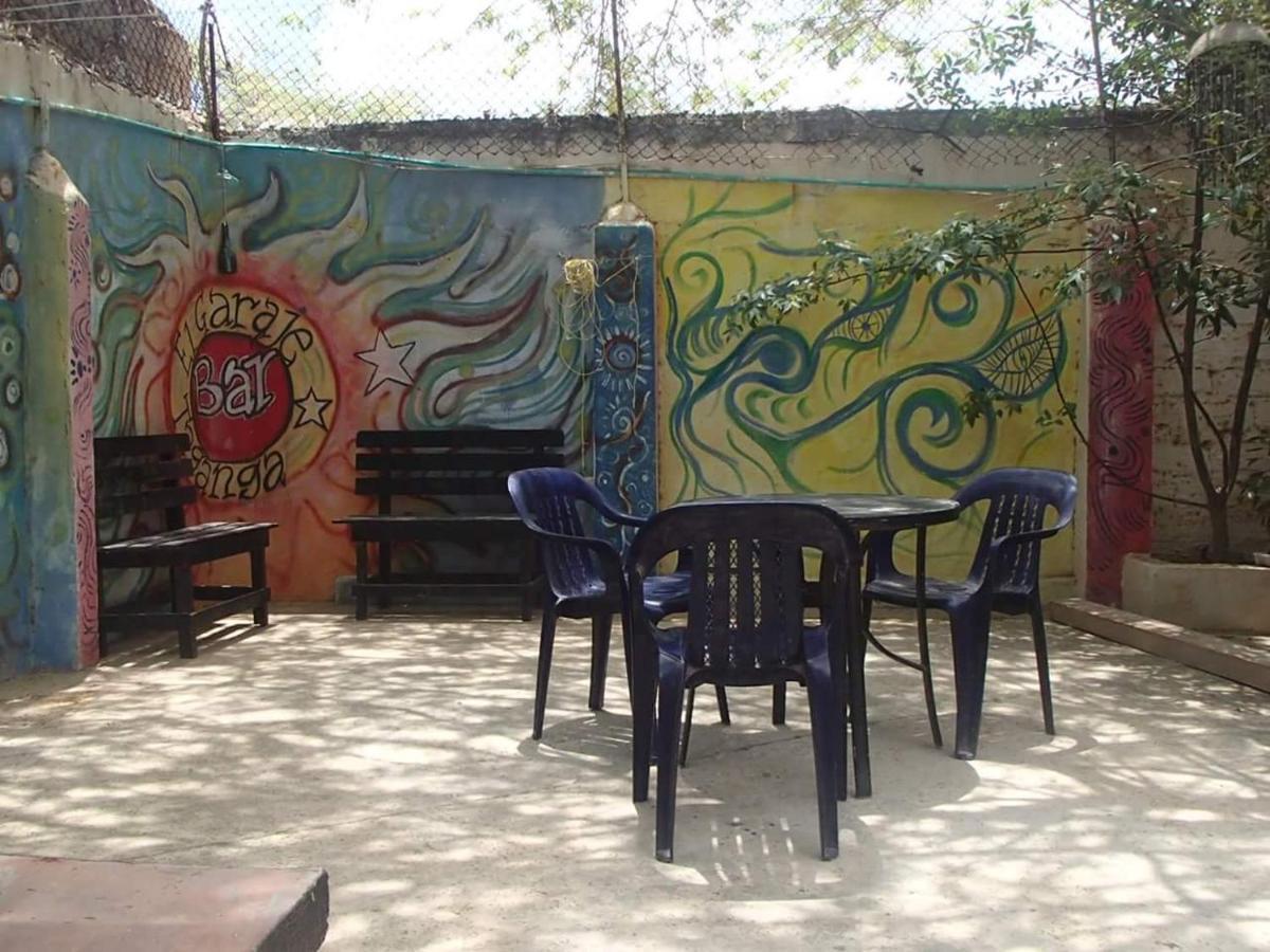 El Garaje Hostal Таганга Екстер'єр фото